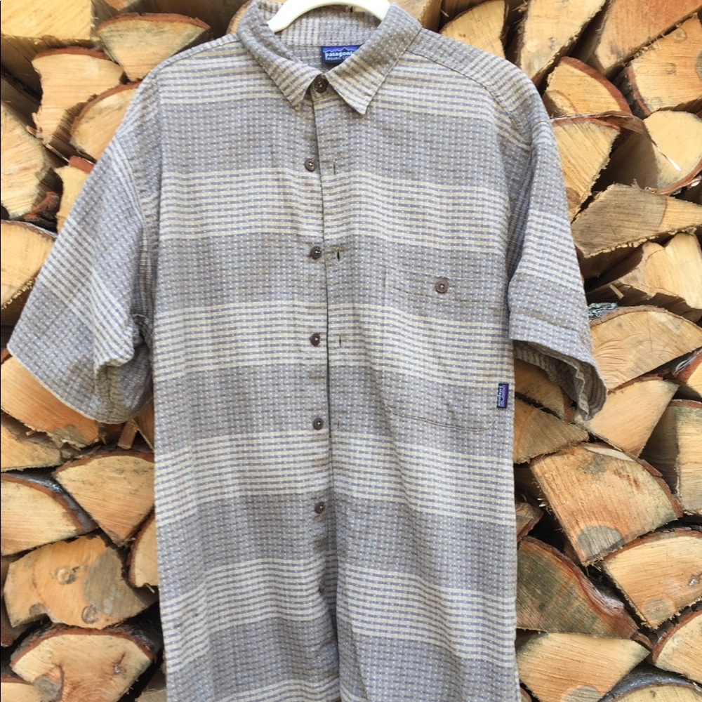 Patagonia short sleeve button down shirt